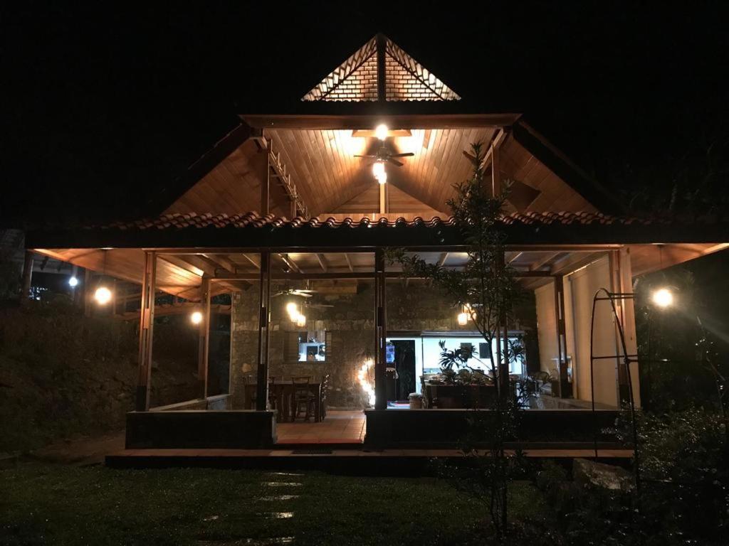 Wanakaset Forest Glamping Kitulgala Extérieur photo